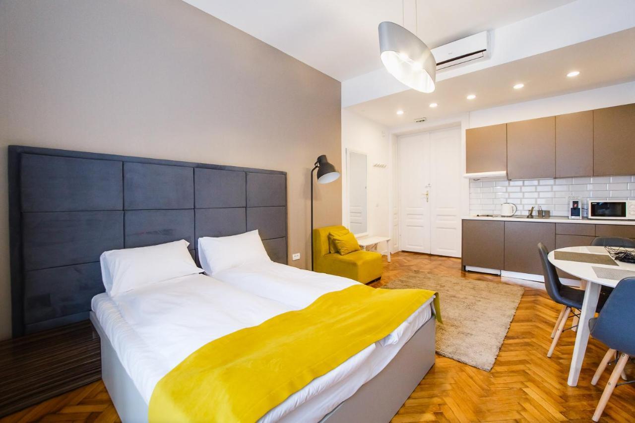 אורדאה Eat It Cozy Downtown Apartments מראה חיצוני תמונה