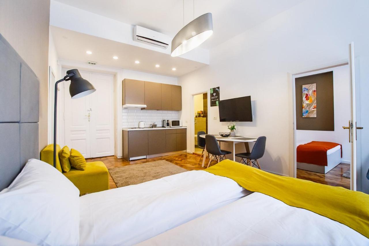 אורדאה Eat It Cozy Downtown Apartments מראה חיצוני תמונה