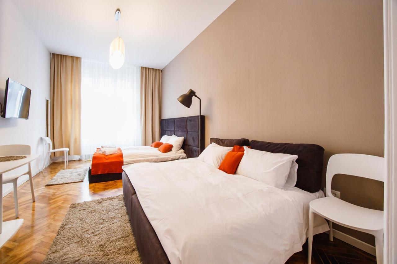 אורדאה Eat It Cozy Downtown Apartments מראה חיצוני תמונה